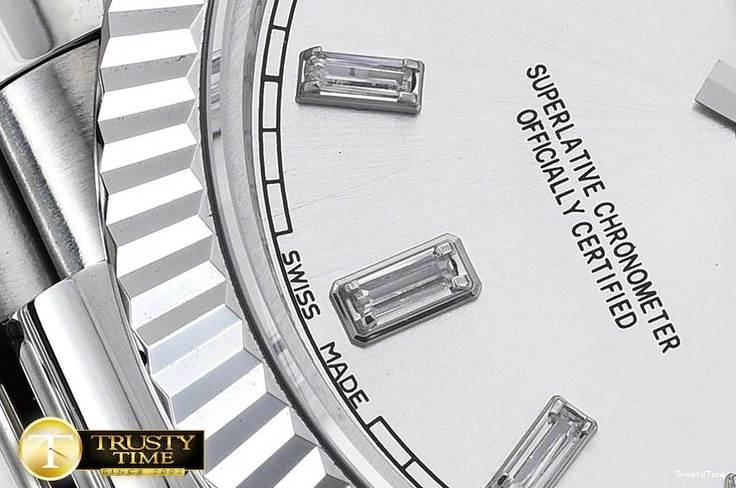 0118 RDD0207C – DayDate SunProtective 674